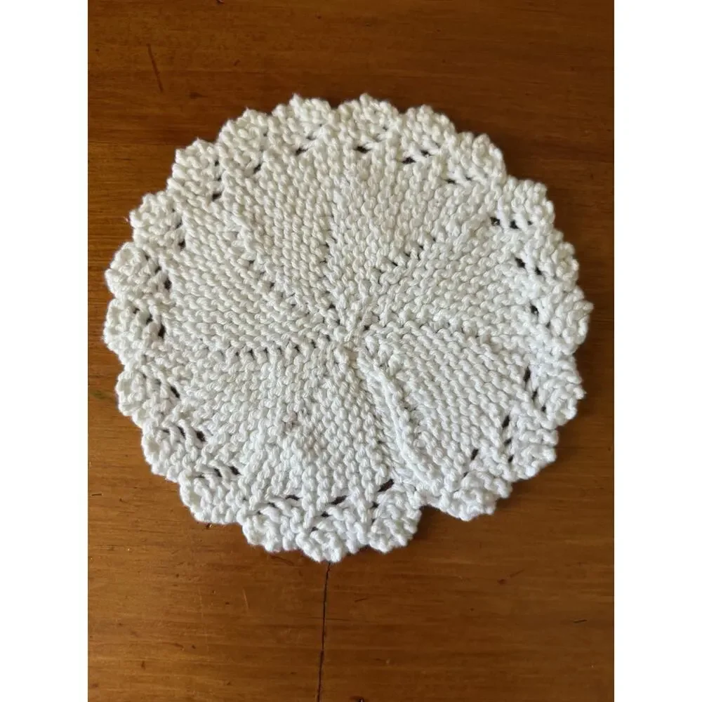 Vintage Crochet Pot Holder Bundle Set 4 Handmade Kitchen Decor White Red Cream